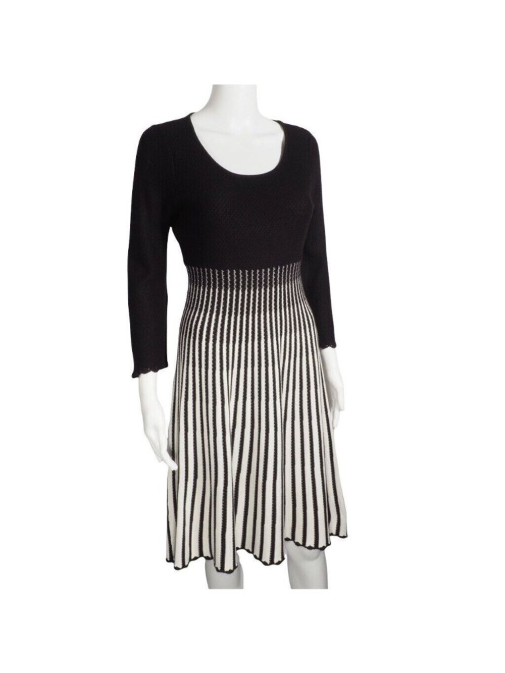 Calvin Klein Dress Size M 8-10 Black White Knit Stripe A line EUC